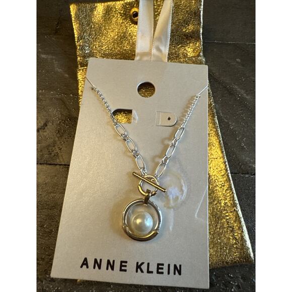 Gorgeous Anne Klein Gold Tone Faux Pearl Adjustable Necklace New In Package - Picture 1 of 4